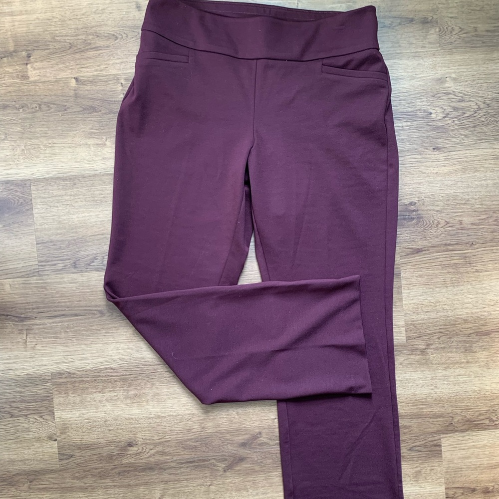 New York & Co. Women Burgundy Bootcut Pant - Modern Fit